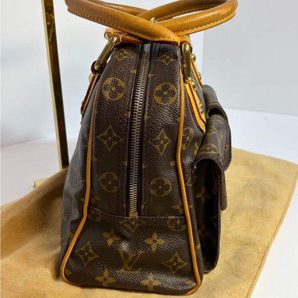 Louis Vuitton Monogram Manhattan PM - Picture 3 of 16